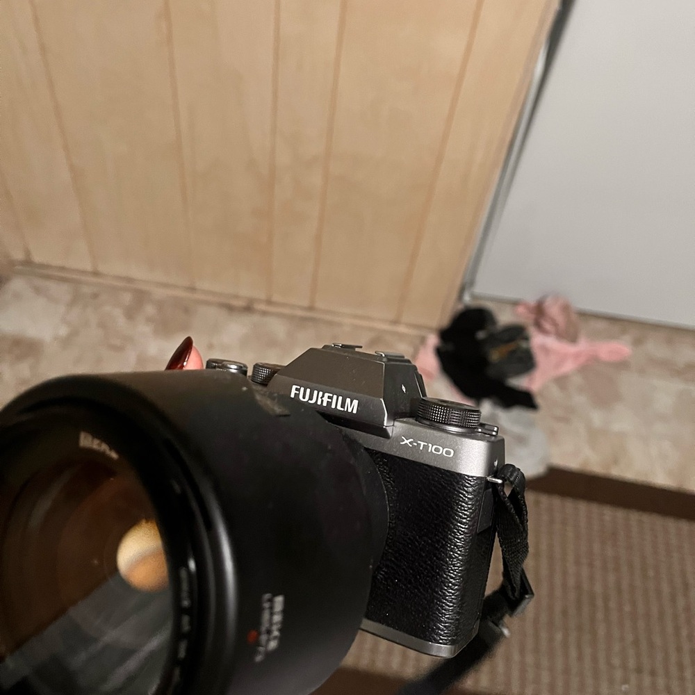 Fujifilm X-T100 Black and Silver Camera